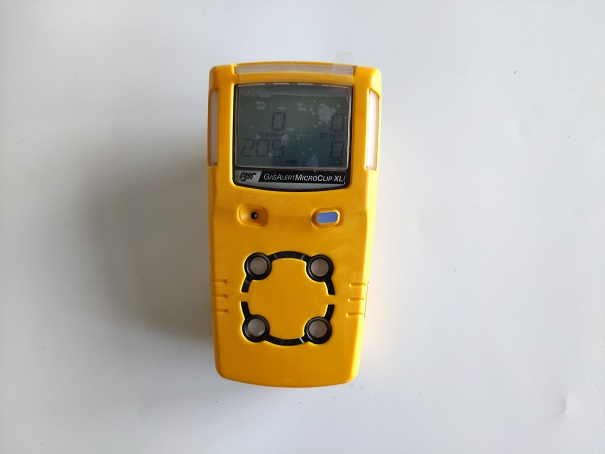 1647431214251598.jpg bw-MCXL.jpg